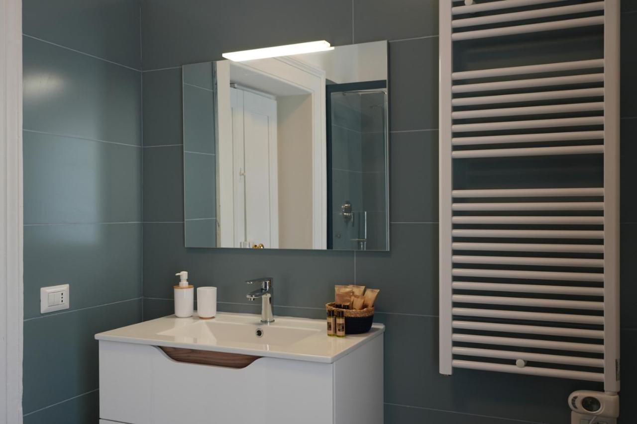 Palazzo Manzoni Apartments Bari Zimmer foto
